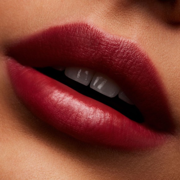 MAC Love Me Lipstick Bated Breath - Picture 14 of 16